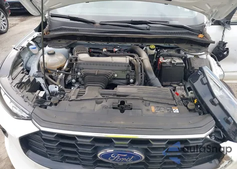 2023 Ford Escape St-Line Select from USA, damaged, VIN 1FMCU9NA4PUA97192